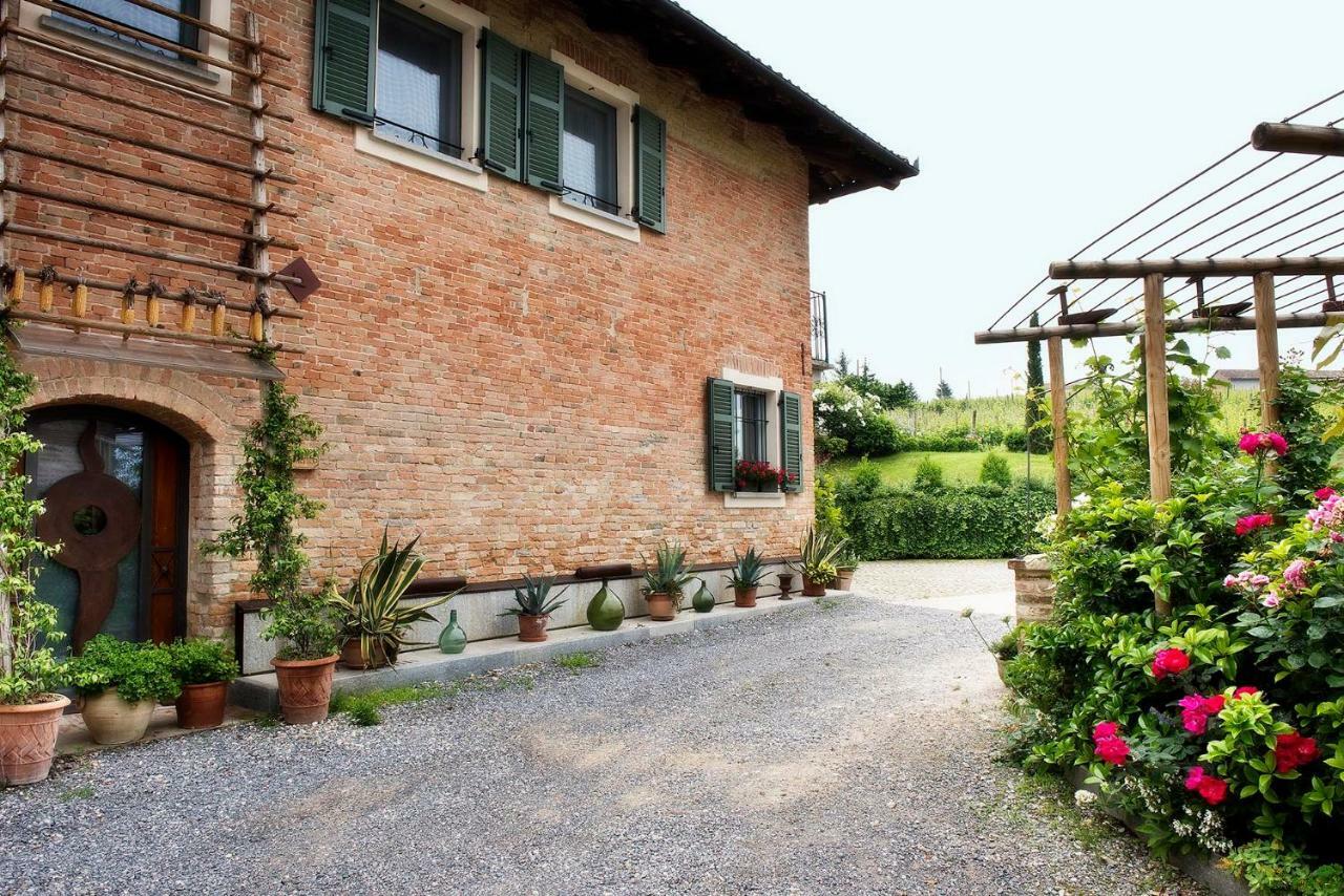 Carossi B&B Castagnole delle Lanze Buitenkant foto